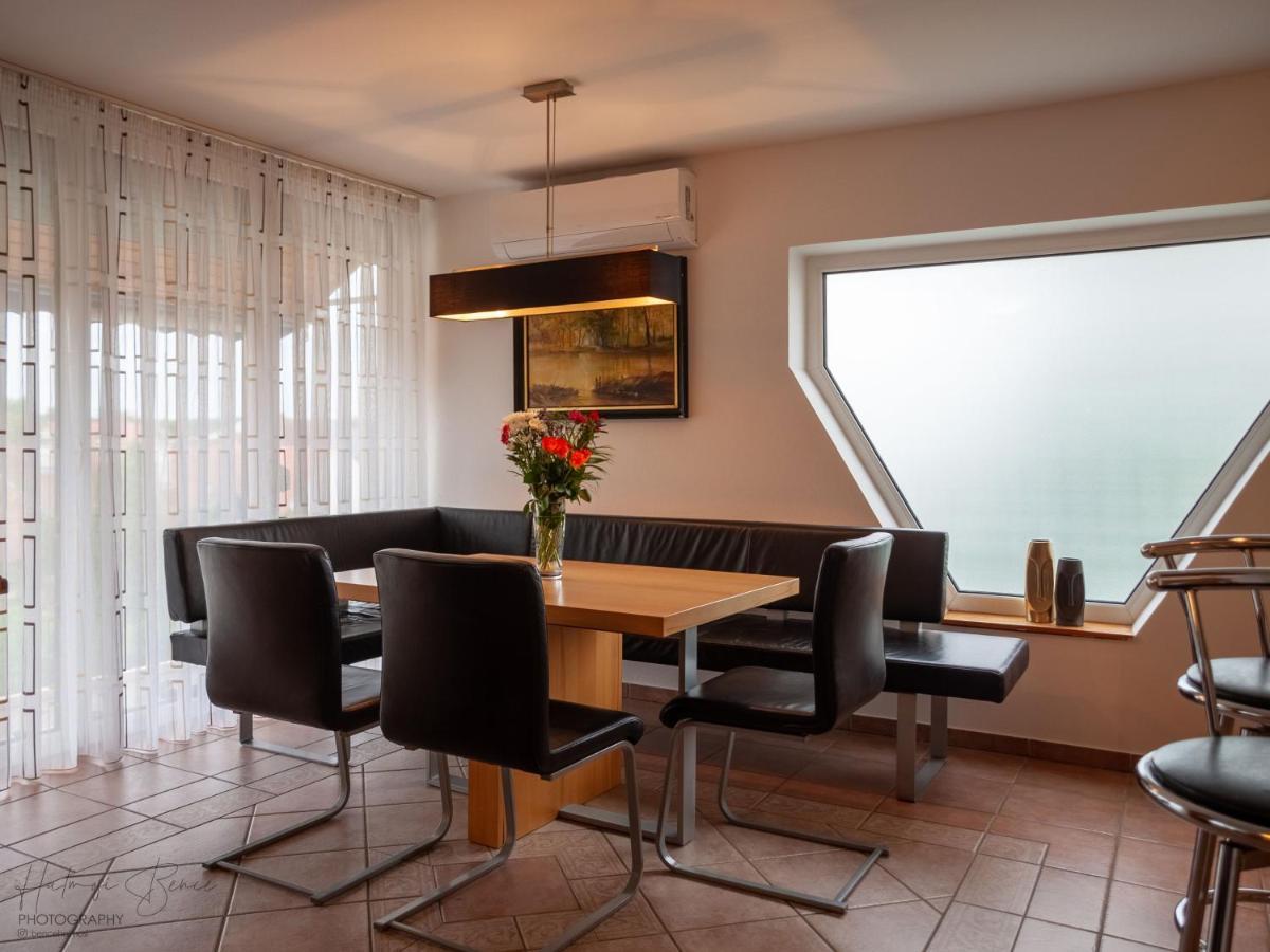 Moai Home Apartman Sárvár Zewnętrze zdjęcie