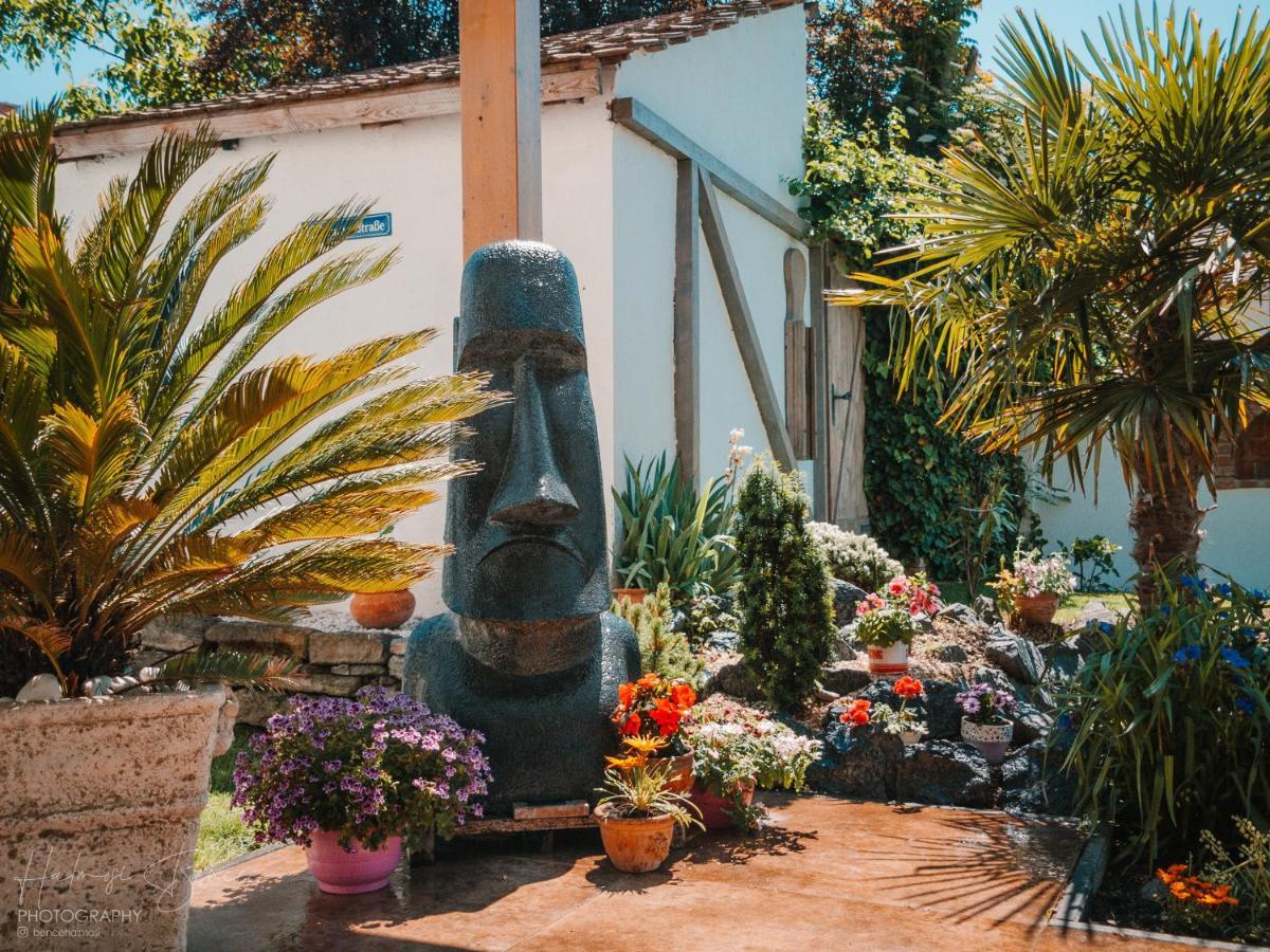 Moai Home Apartman Sárvár Zewnętrze zdjęcie
